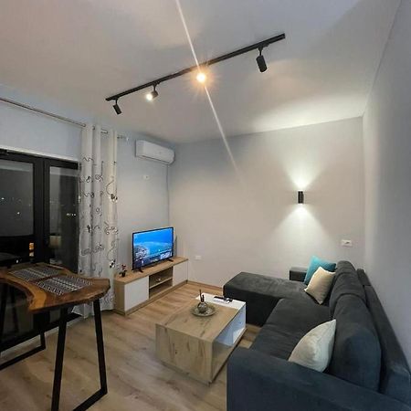 Center Tirana Goldi Apartment Luaran gambar