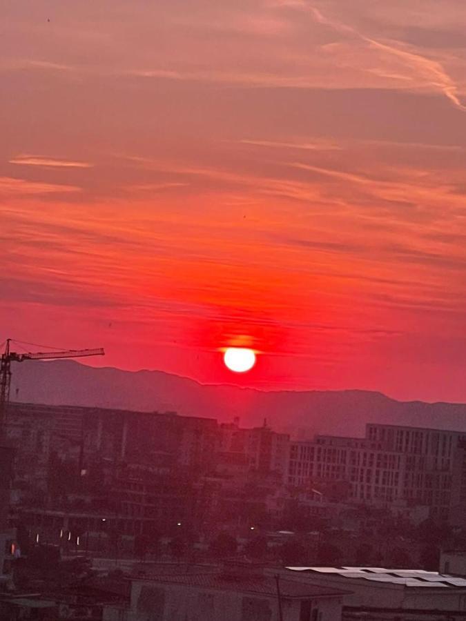 Center Tirana Goldi Apartment Luaran gambar